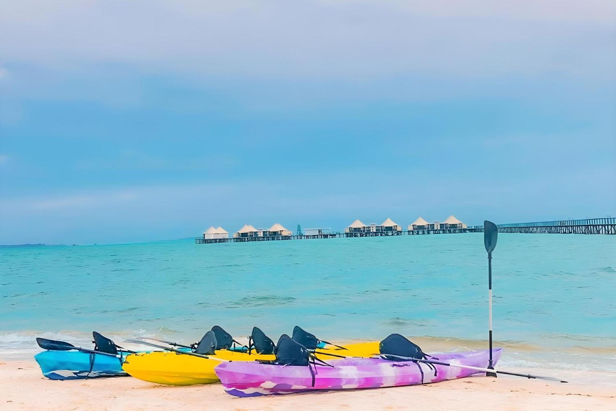 Kiki Beach Resort, Batam Galang Island Екстериор снимка