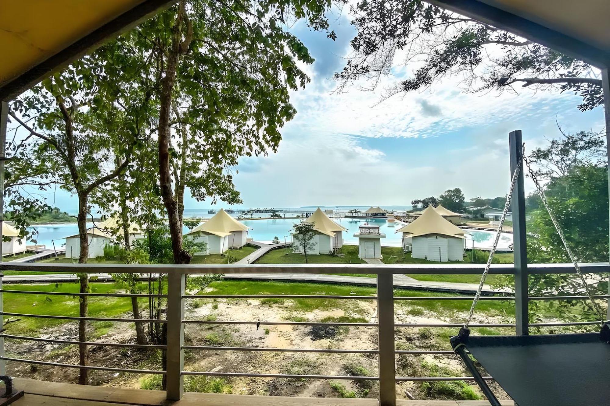 Kiki Beach Resort, Batam Galang Island Екстериор снимка