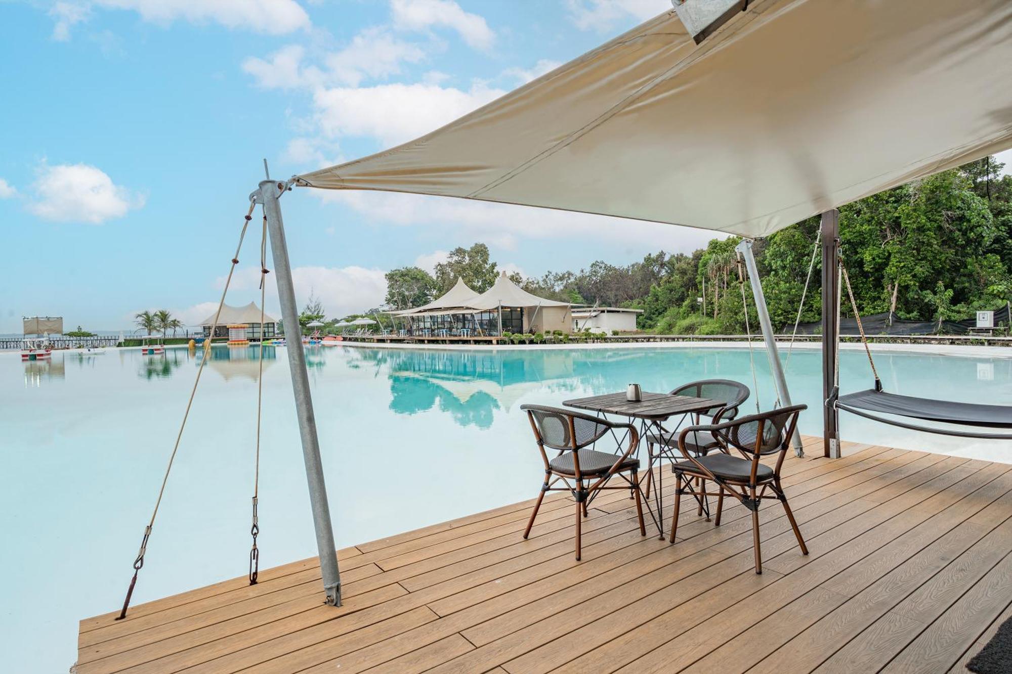Kiki Beach Resort, Batam Galang Island Екстериор снимка